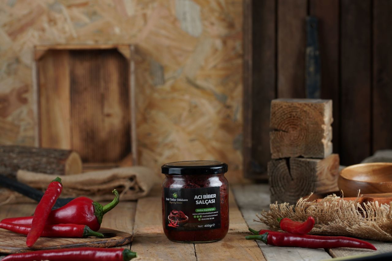 Acı Biber Salçası (Güneşte Kurutma) 400 Gr