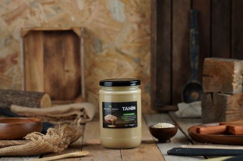 Doğal ve Sıcak Tahin (740gr)